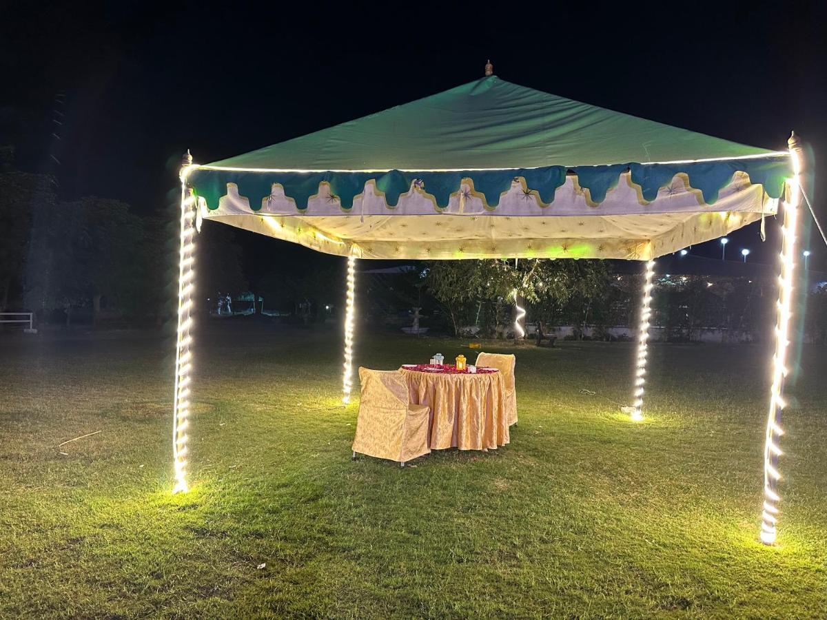 Modhera Sunrise Resort - Tents Bhungas Jungle Restaurants & Candlelight Dining Kalri Zewnętrze zdjęcie